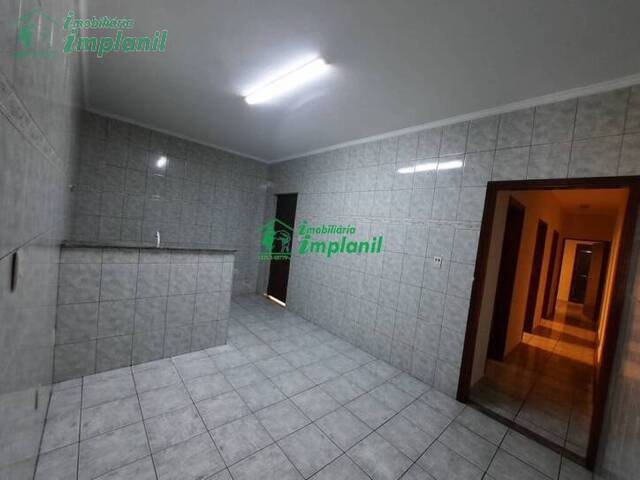 #620 - Casa para Locação em Várzea Paulista - SP - 3