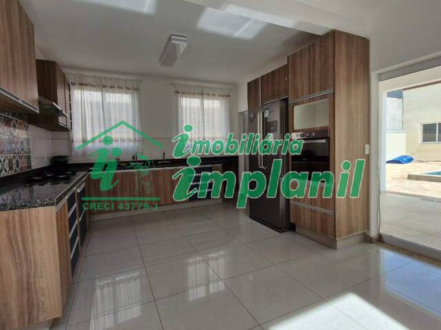 #CAV1339 - Casa em condomínio para Venda em Jarinu - SP